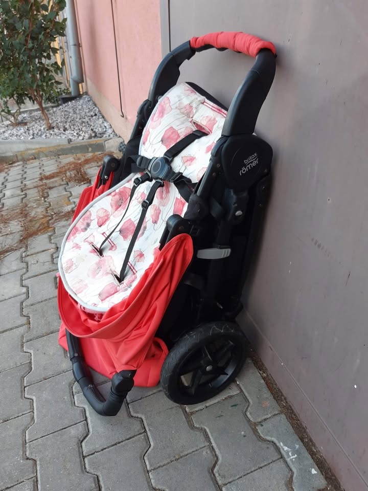 Kočárek Britax Romer B-Motion 4 plus s příslušenstvím - 8