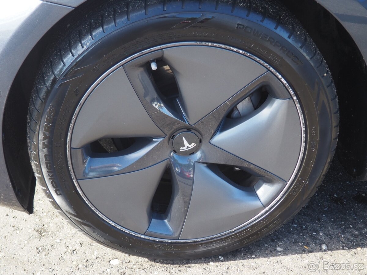2019 Tesla Model 3 LR Dual Motor, tažné, DPH - 8