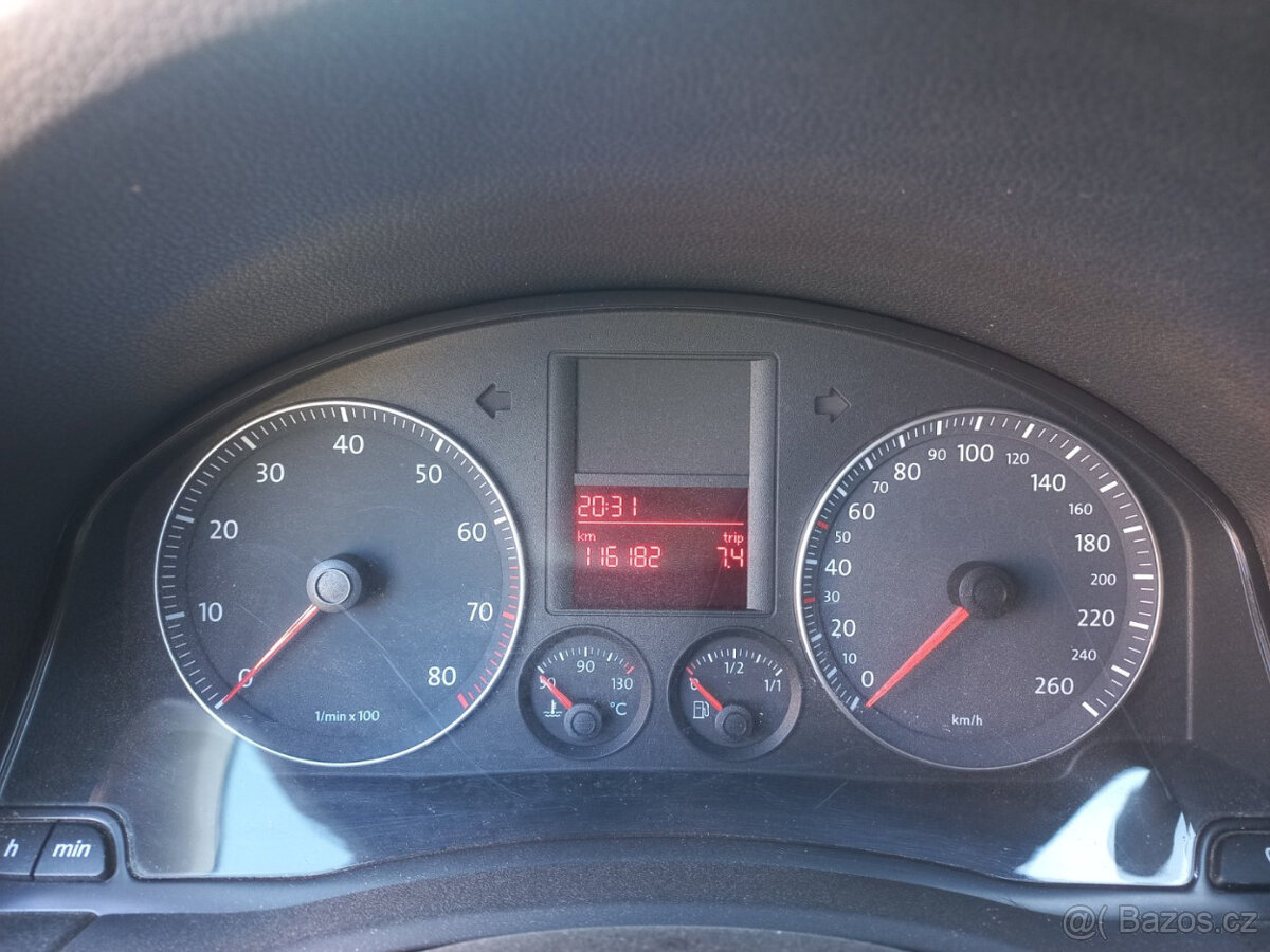 Volkswagen Golf, 1.6i Jen 116.000 Km Serviska - 8