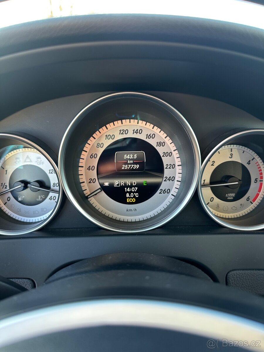 Mercedes benz 220cdi 125kw - 8