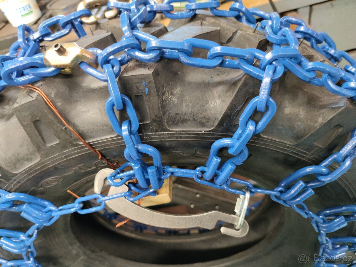 ZÁBĚROVÉ ŘETĚZY - 8