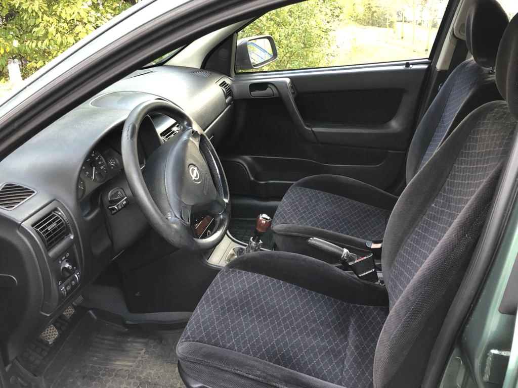 Opel Astra 1.6, 16V - 8