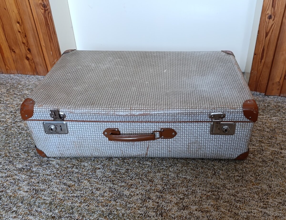 Kufry, retro, staré - 8