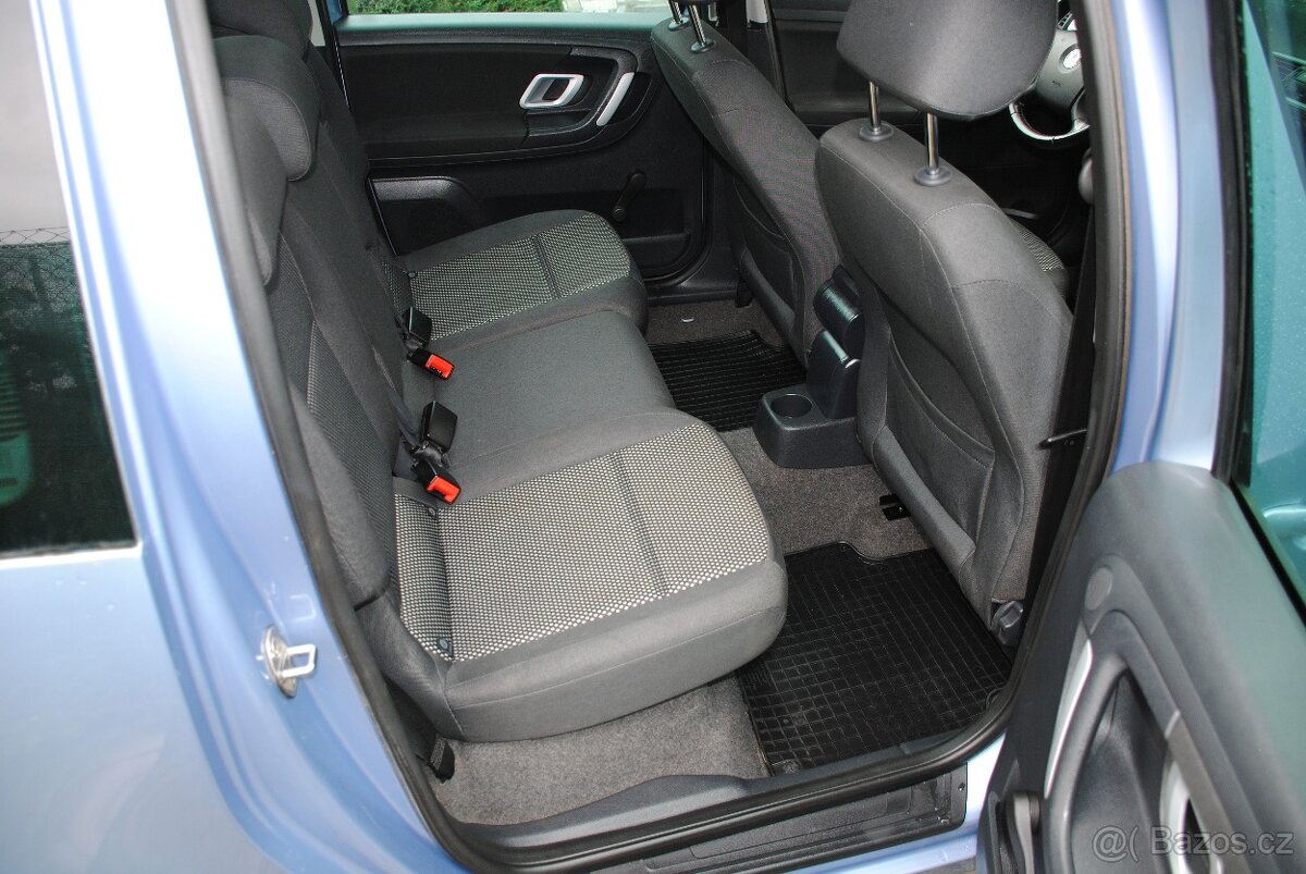 Škoda Roomster SCOUT 1.6 77kW - climatronic - 8