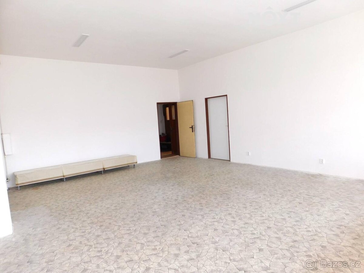 Pronájem komerční Obchodní prostory, 44㎡ - 8