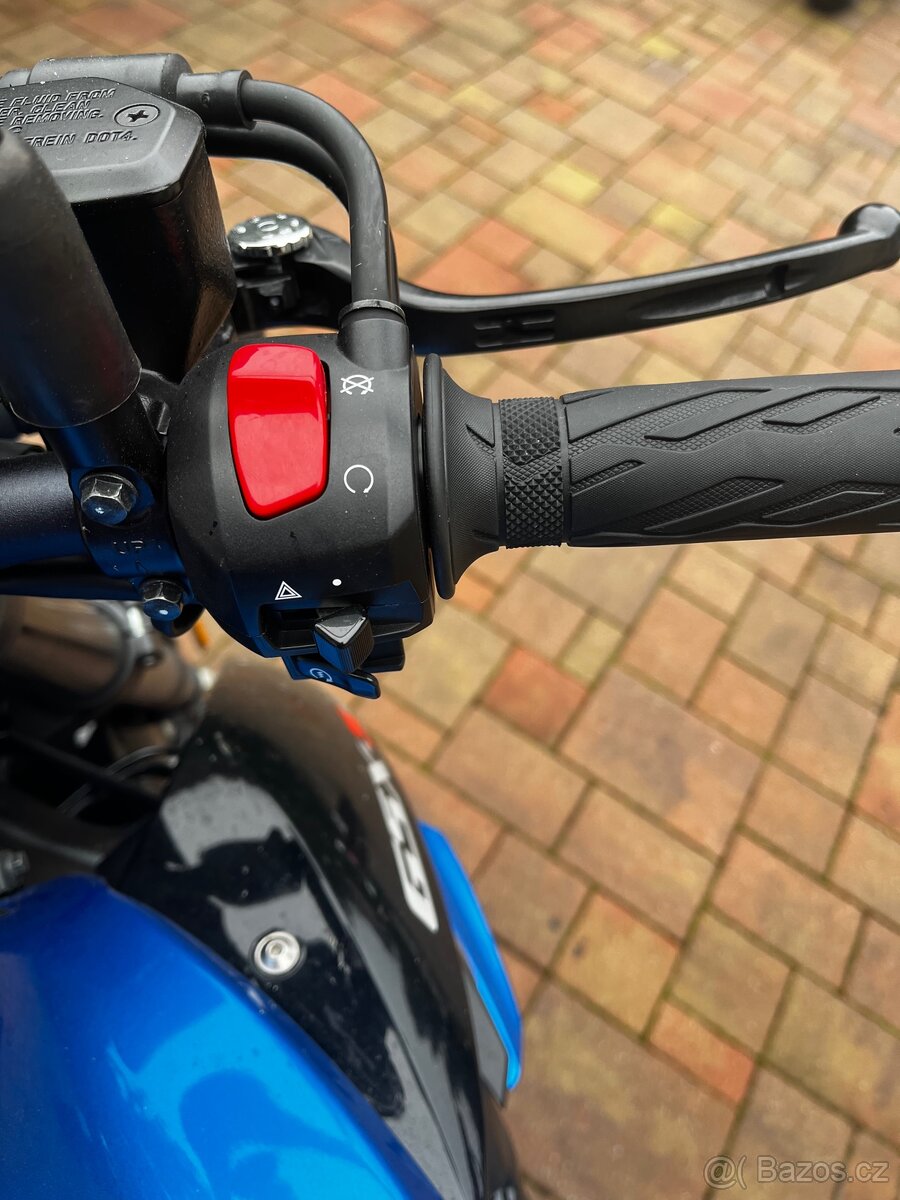 SUZUKI GSX-S 1000 - 8