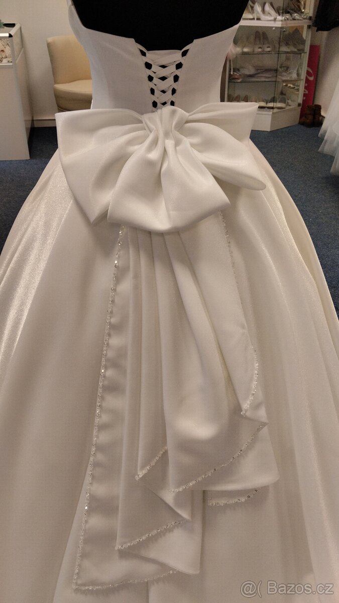 Svatebni šaty velikost 36 - 8