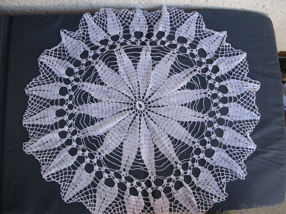 retro háčkované a lněné dečky - 8