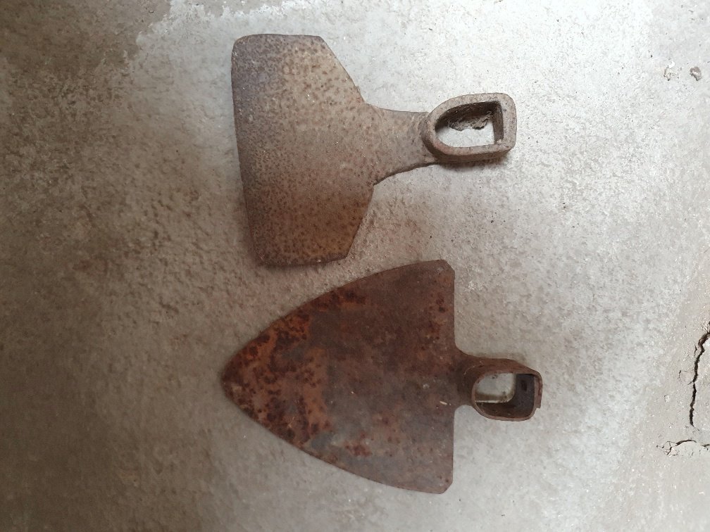 Staré zahradní nářadí - 8