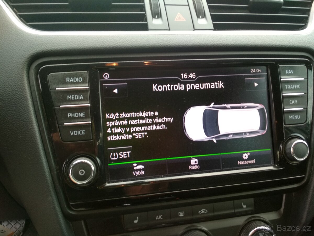 ŠKODA OCTAVIA COM III 4x4,2,0 TDi,ESP,KLIMA,ČR.SERVISKA - 8