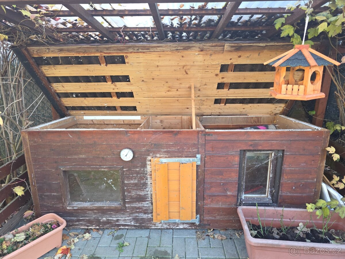 Psí bouda zateplená - 8