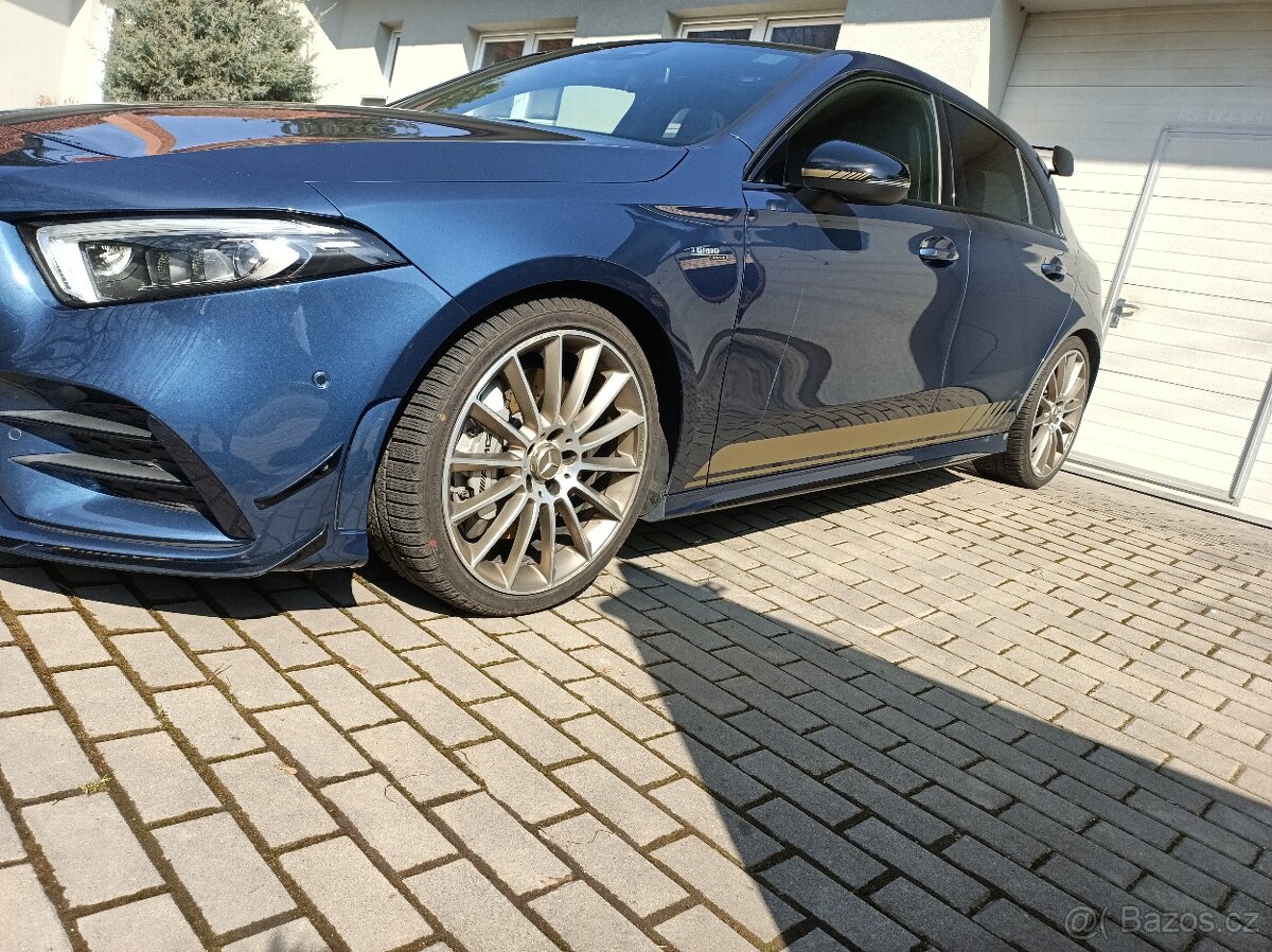 Mercedes A35 AMG - 8