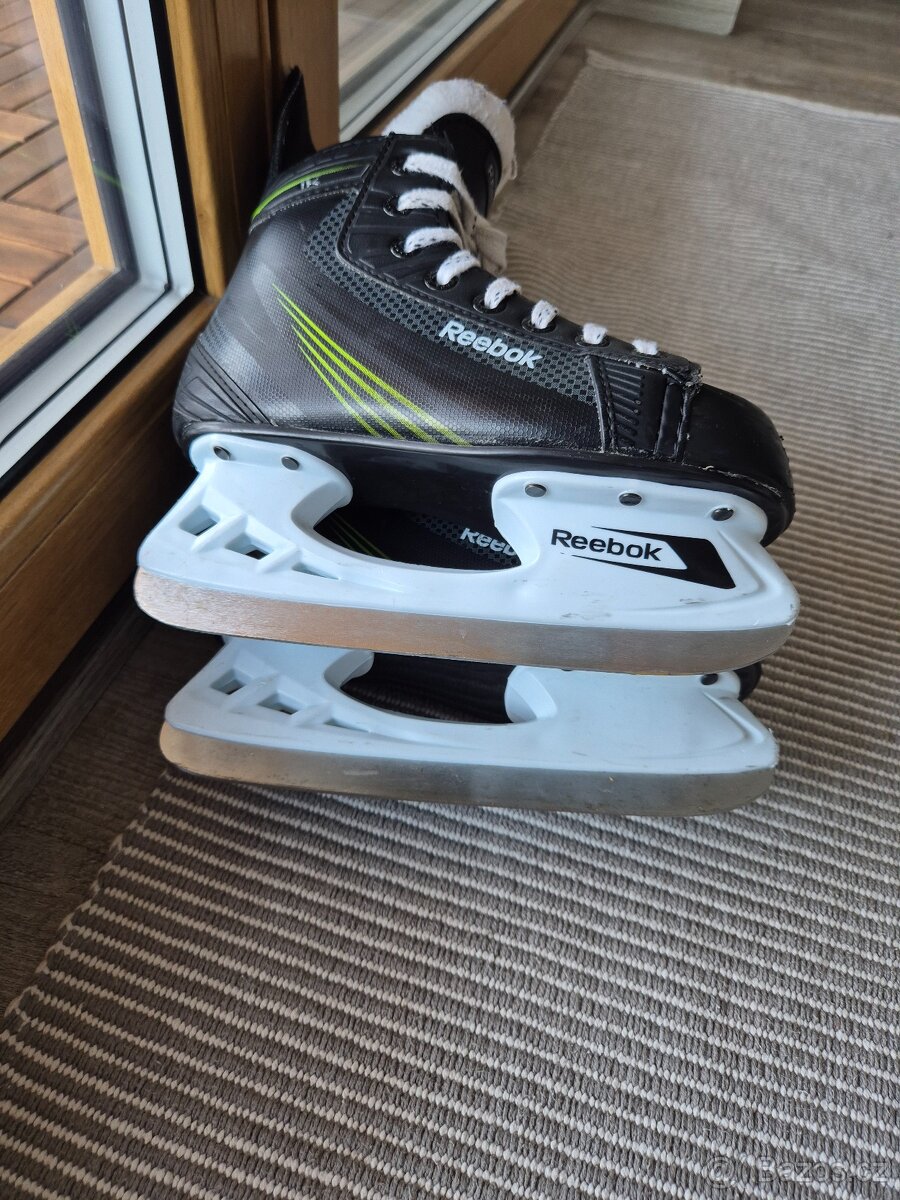 Lední brusle Reebok vel.33 - 8