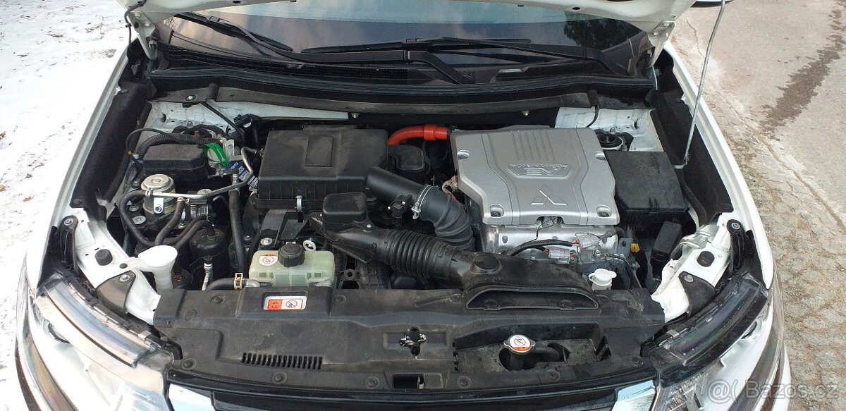 Mitsubishi Outlander ver-phev-intense-plus - 8