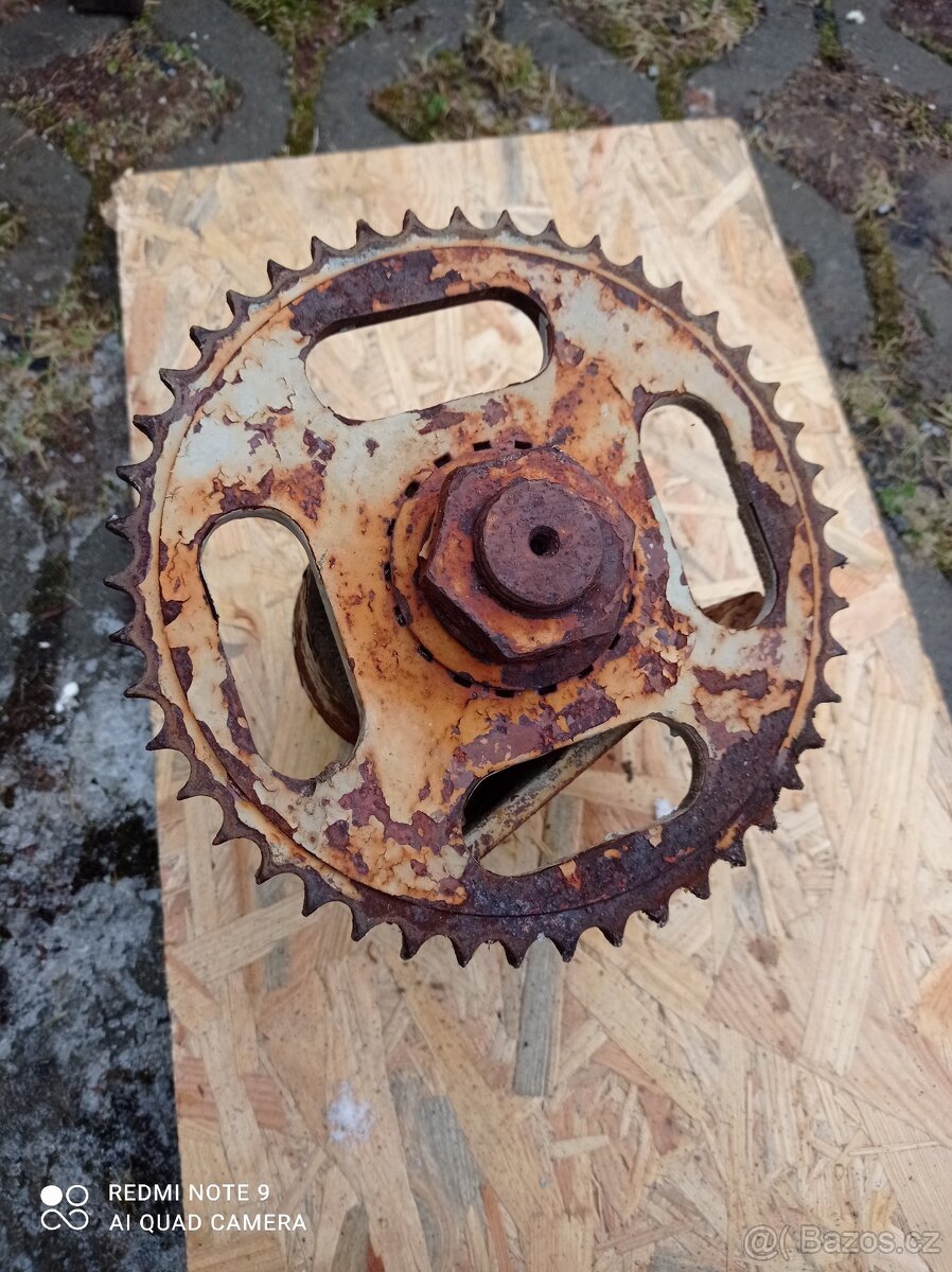 Díly k malotraktoru - 8