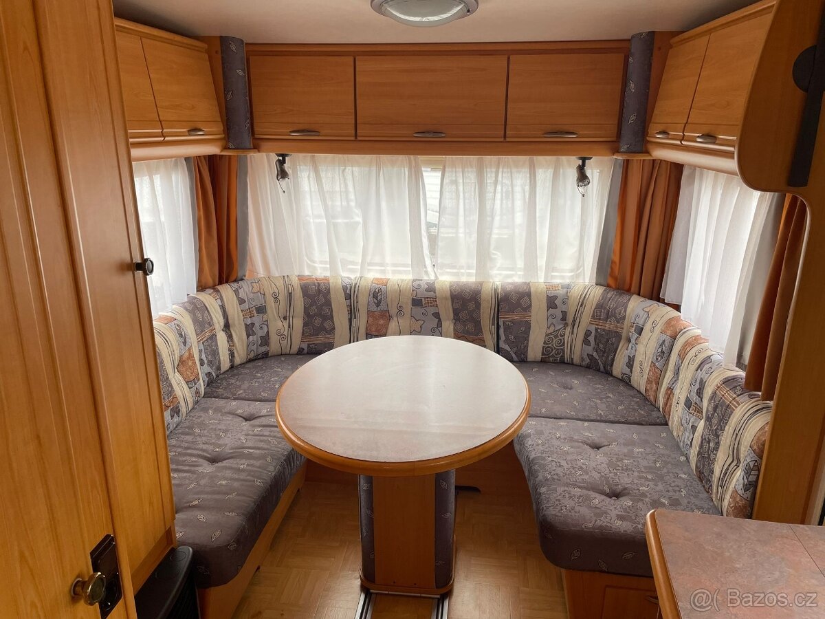 LMC Luxus 490, 4 osoby, oddělené postele, stan, bojler - 8