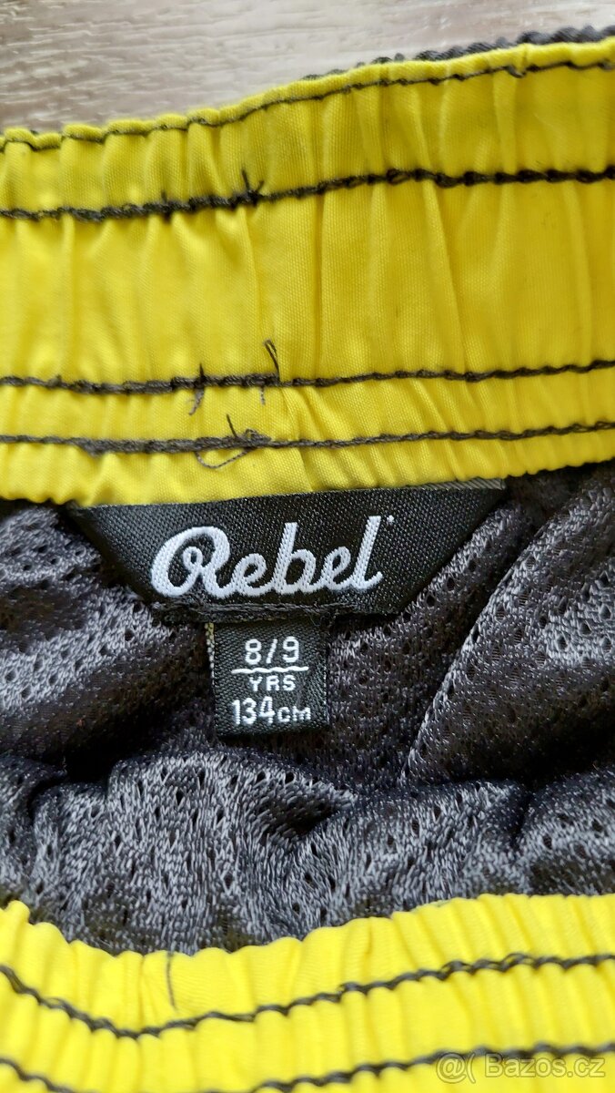 Chlapecké značkové tepláky. - 8