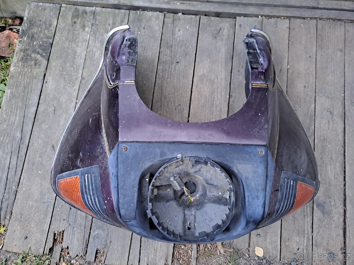 Dobová předni kapotáž Vetter WindJammer V. - 8