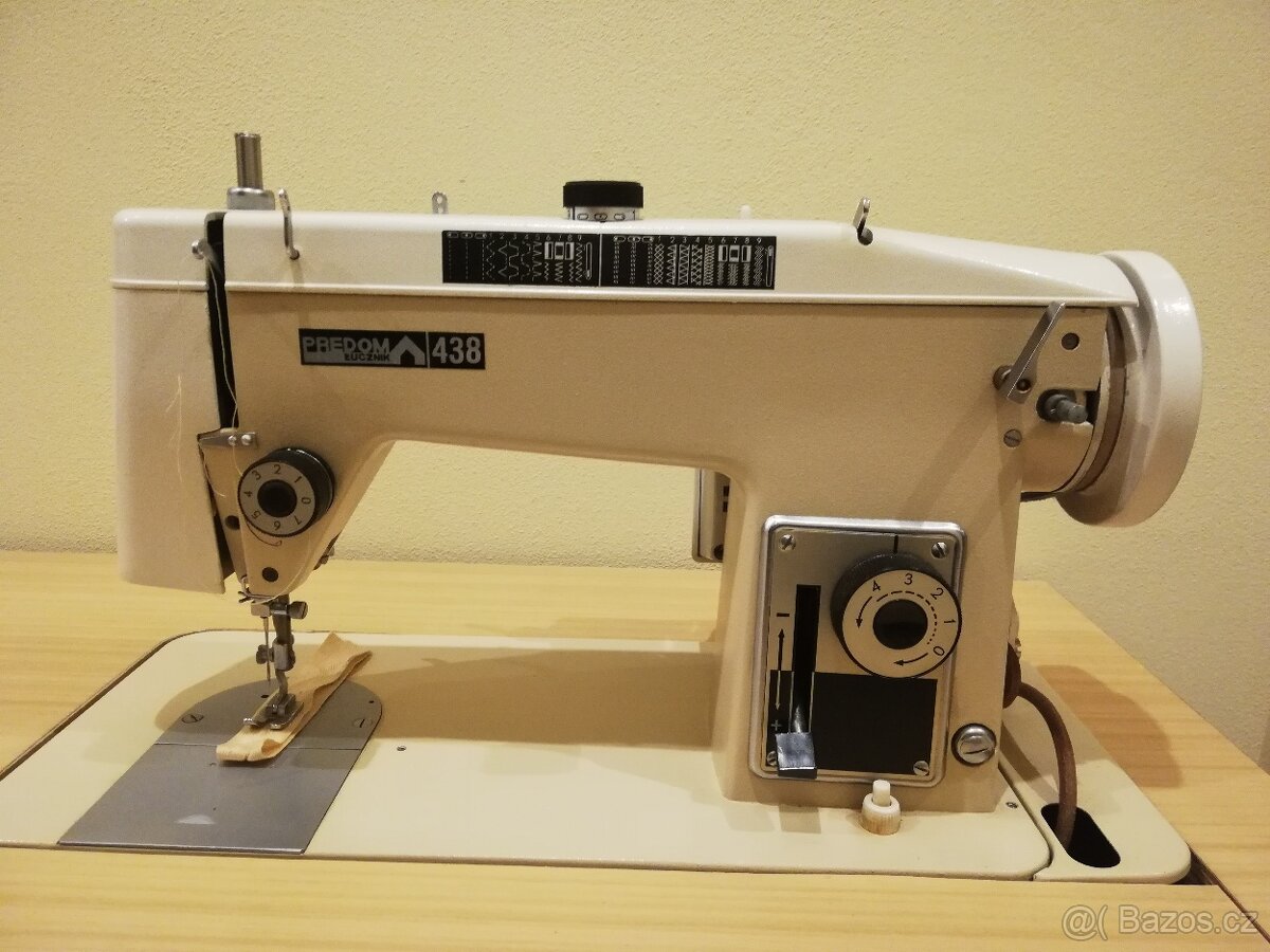 Retro šicí stroj Lucznik - 8