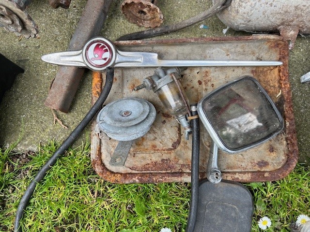 Škoda 1000MB - náhradní díly - 8