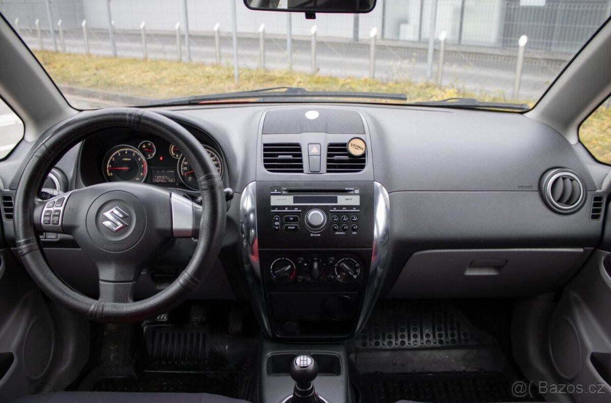 Suzuki SX4 1.6 - 8