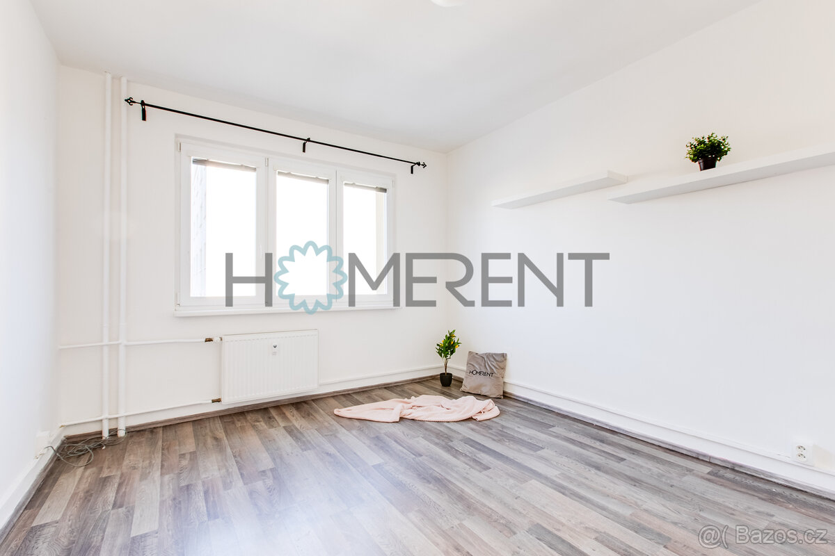 Světlý byt 2+1 přímo u metra Petřiny – skvělá adresa na Praz - 8