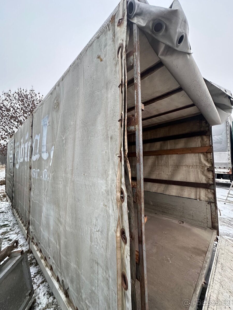Valníková nástavba s plachtou - 8