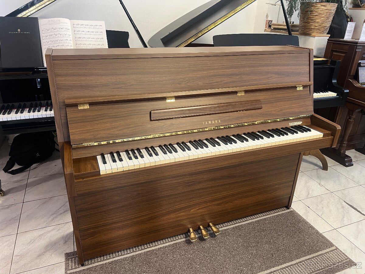 Japonské pianino Yamaha LC-201 se zárukou 5 let. REZERVACE - 8
