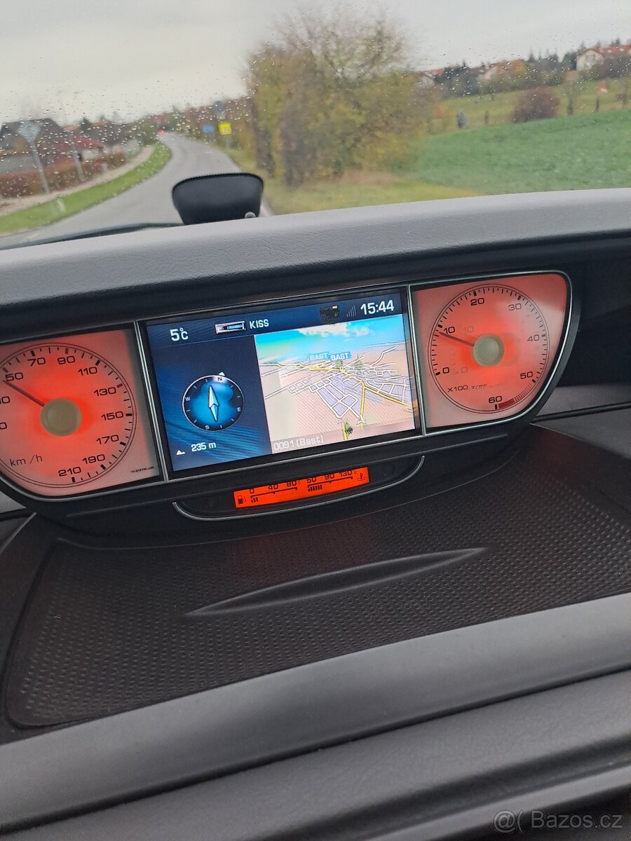 Peugeot 807, 2.0 HDI 100KW 2009 - 8