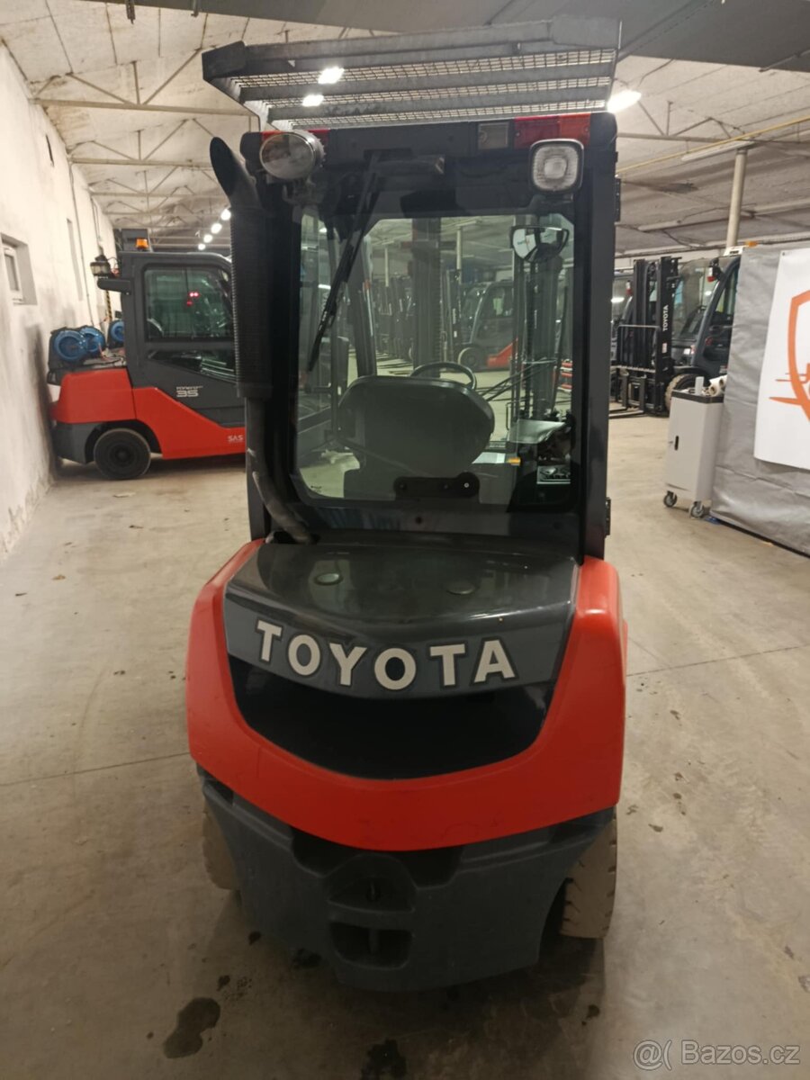 Vysokozdvižný vozík Toyota 25 HST 06-8FD25F - 8