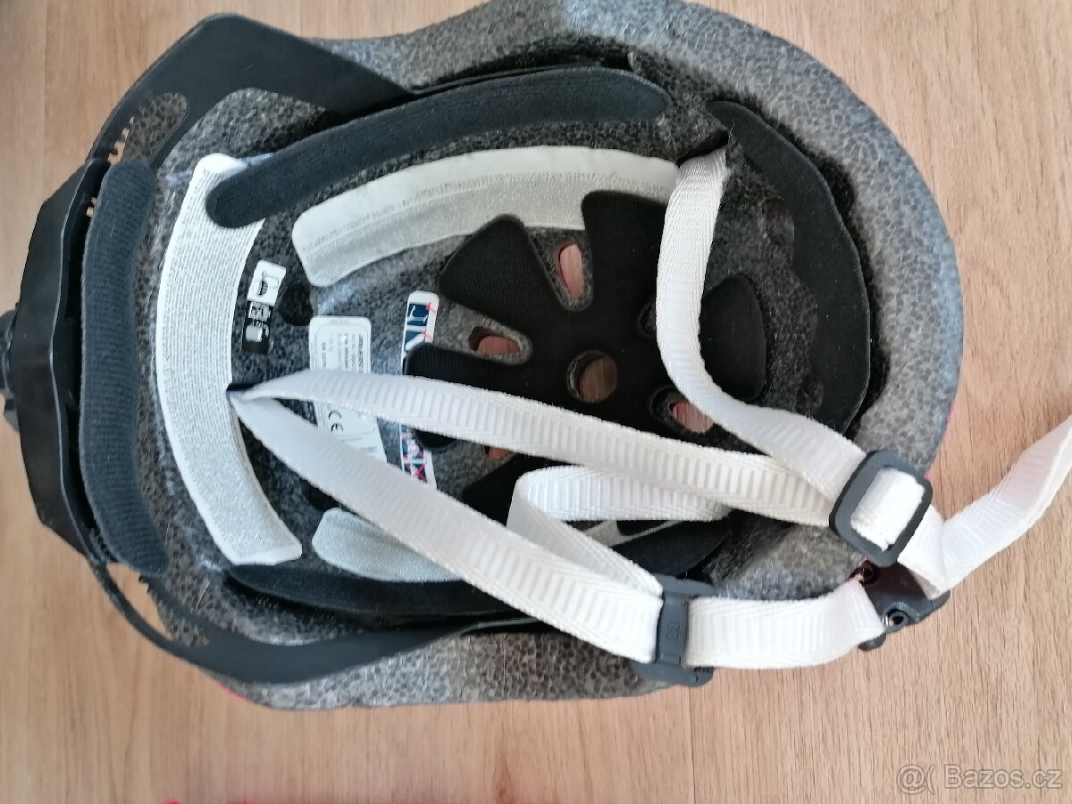 Brusle Worker 2v1, helma, chrániče - 8