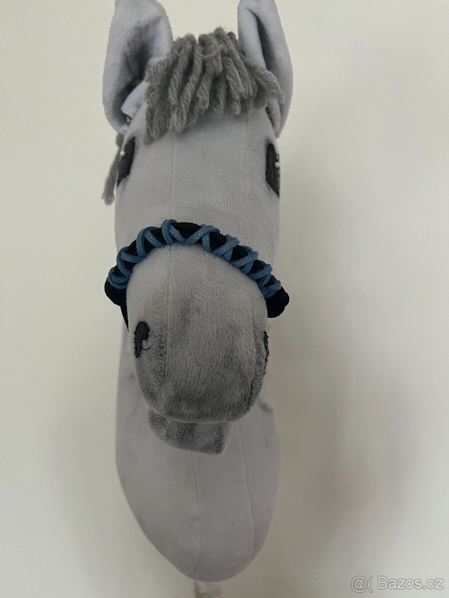 Prodám hobby horse s vybavením - 8