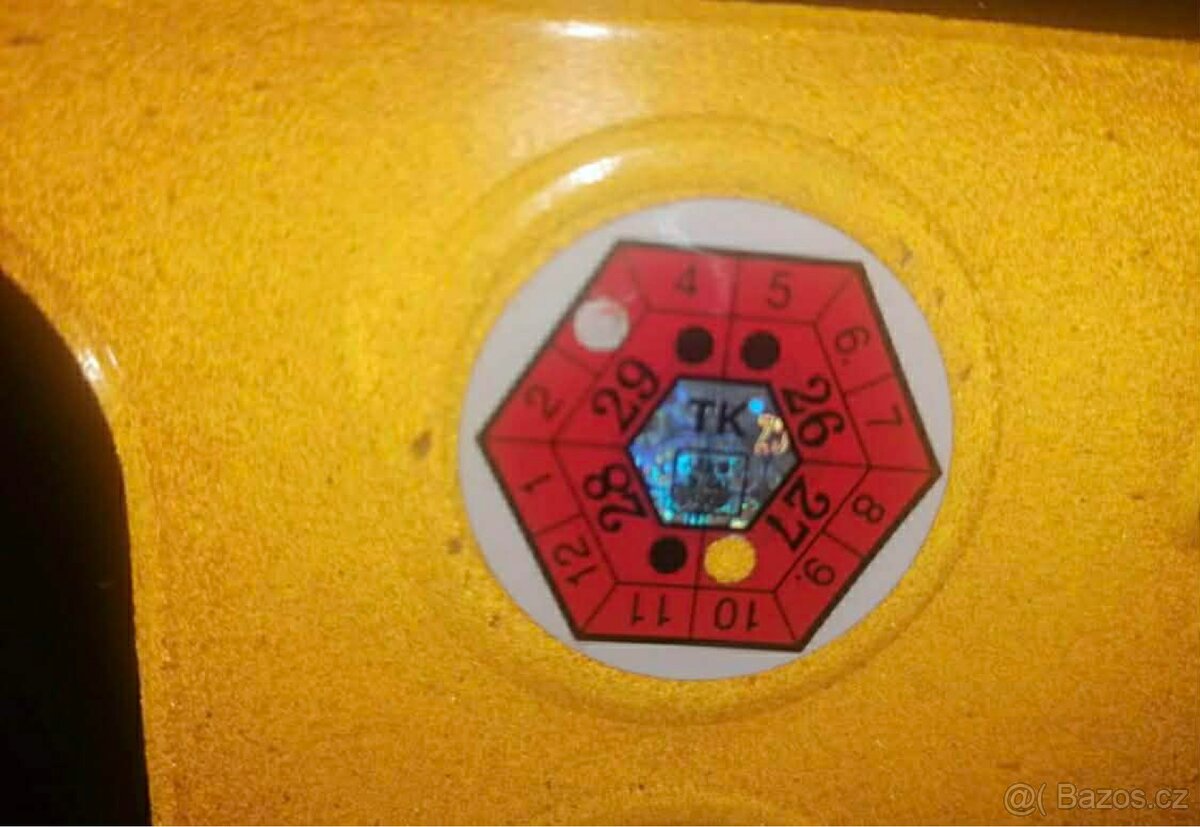 Prodám vlek za traktor - 8