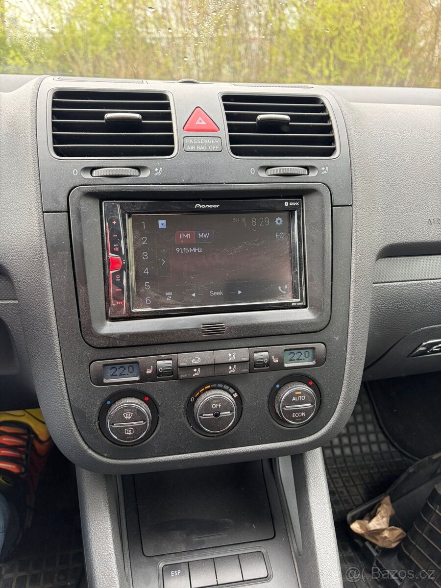 Volkswagen Golf 5 - 8