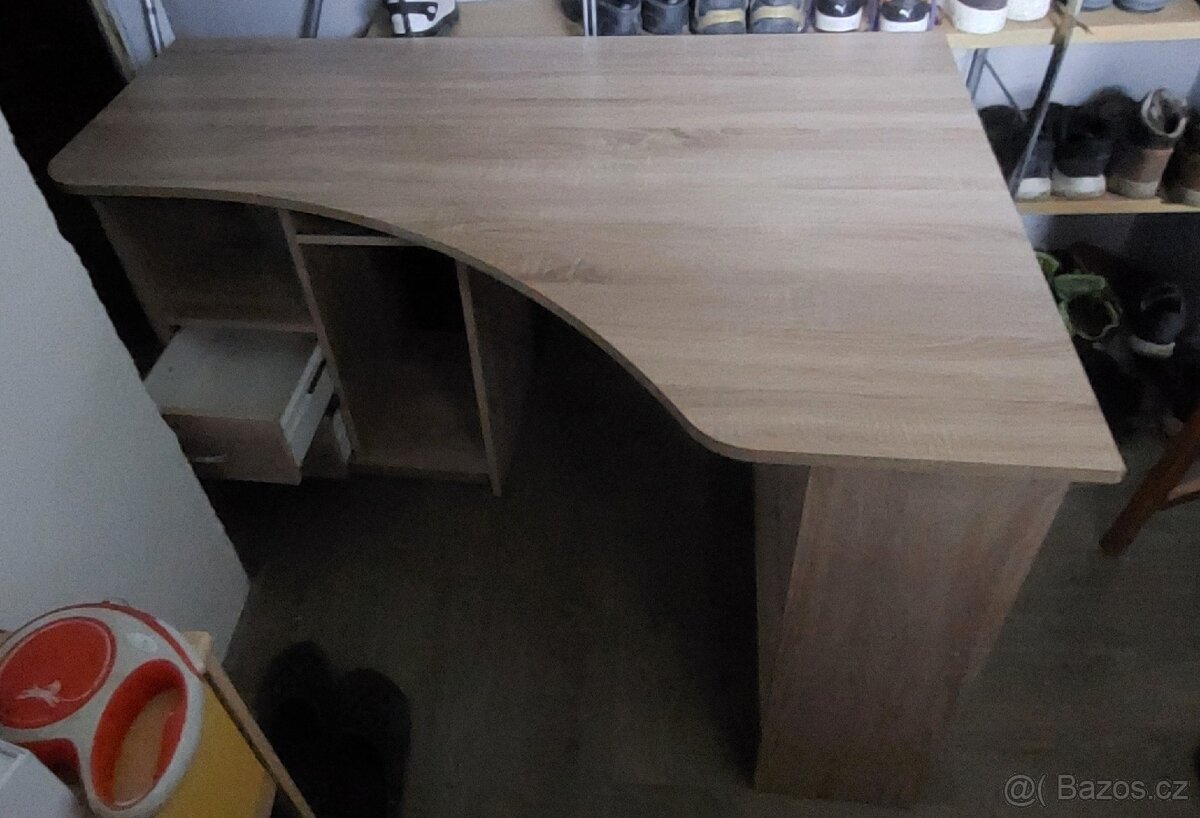 Dětský psací stůl - 8