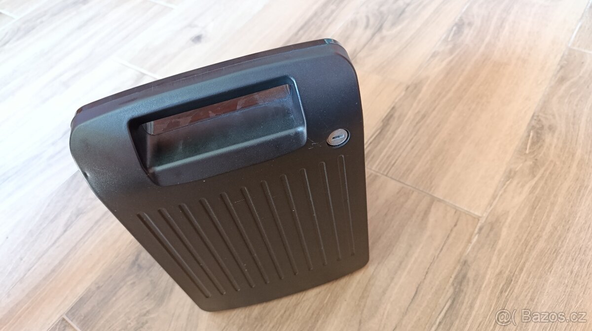 Prodám elektroskútr chopper s výraznou slevou skoro nejetý - 8