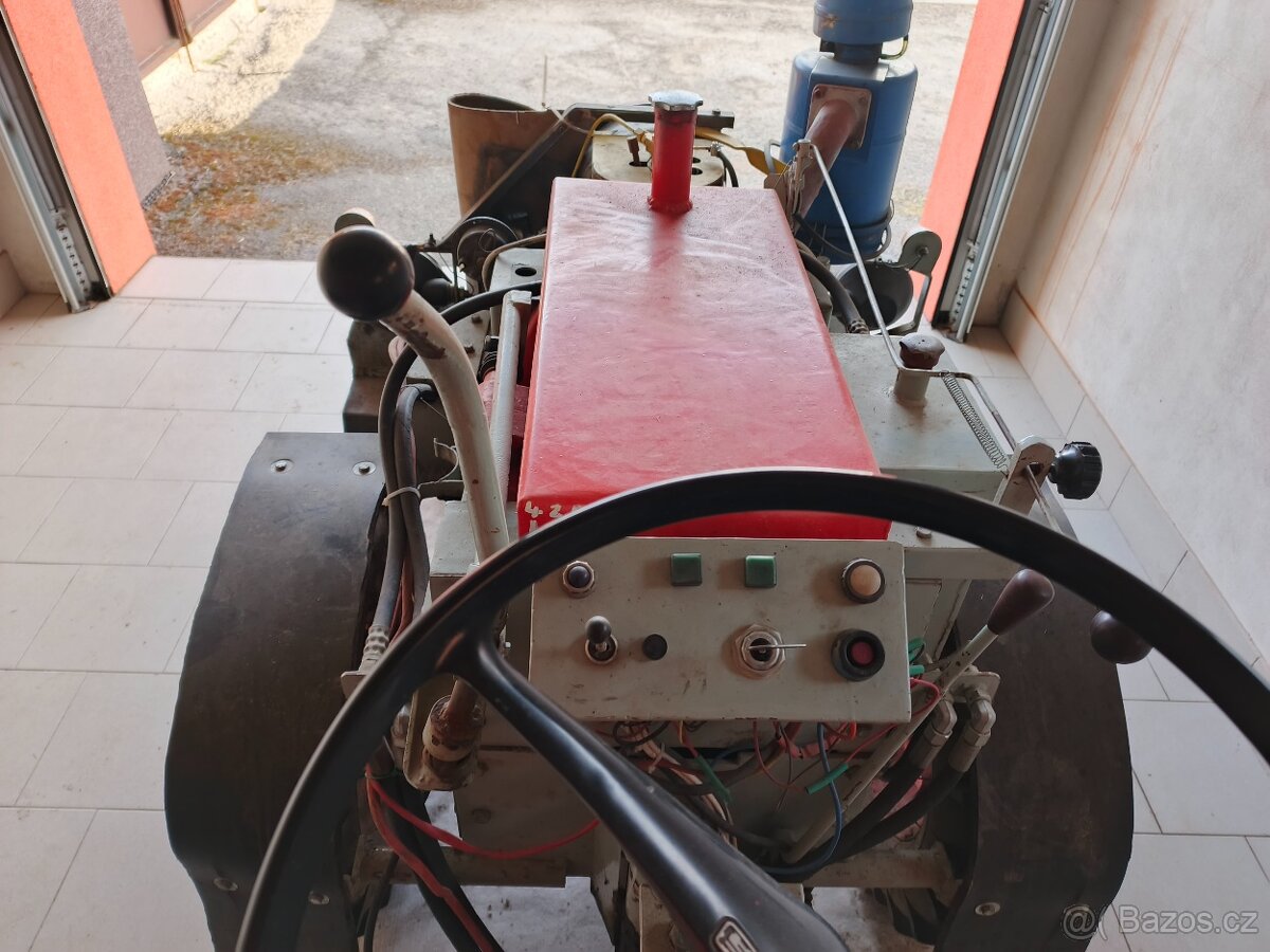 Traktor domácí výroby - 8