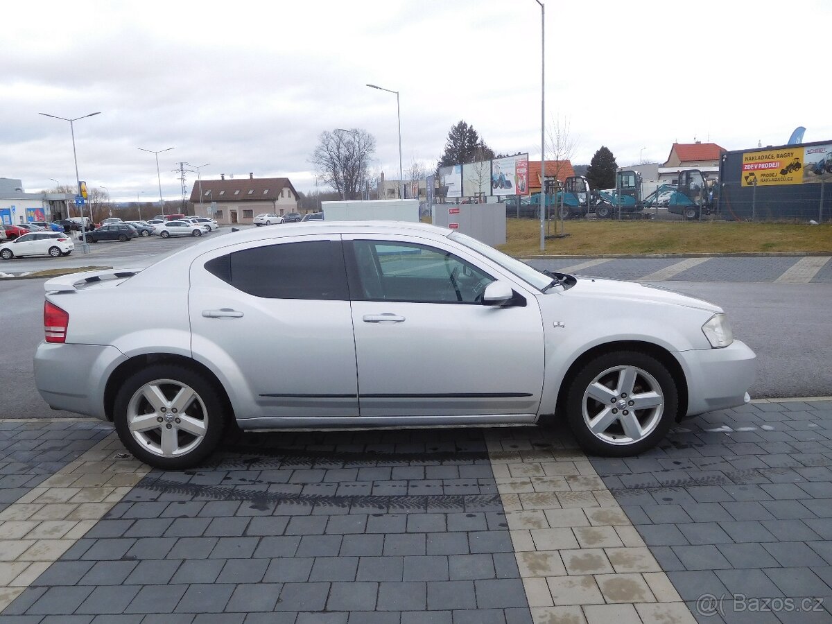 Dodge Avenger 2.0 CRD SXT, 103 kW, Klima - 8