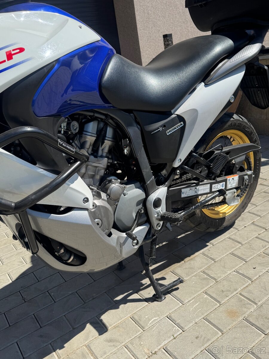 Honda transalp 700 - 8