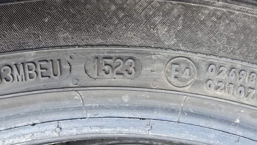 Letní pneu 225/45/17 Semperit - 8