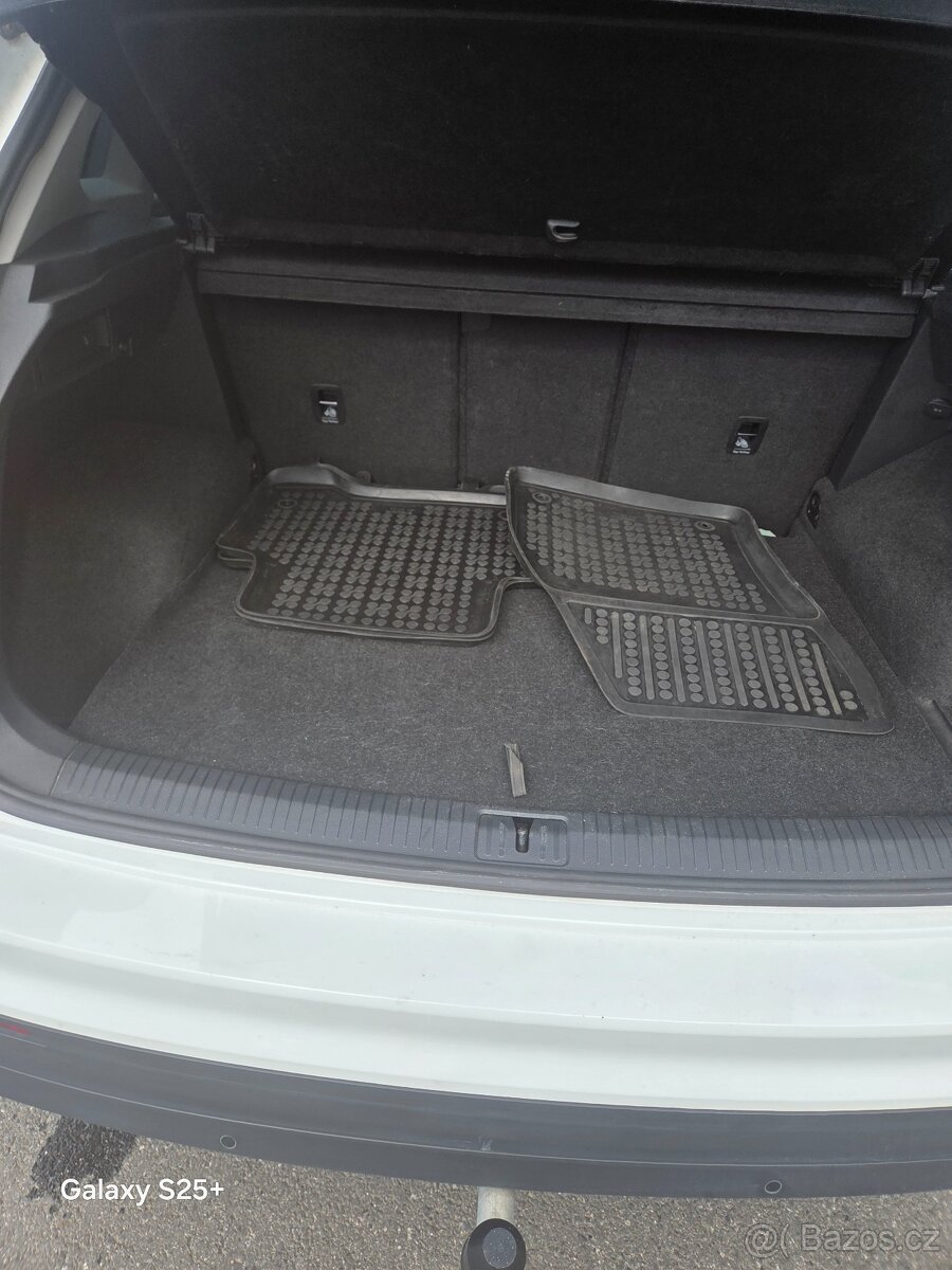 Volkswagen Tiguan - 8