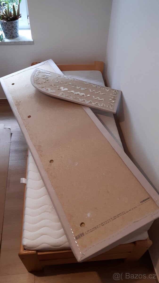 Postel 80x200, masiv borovice + matrace + čalounění - 8