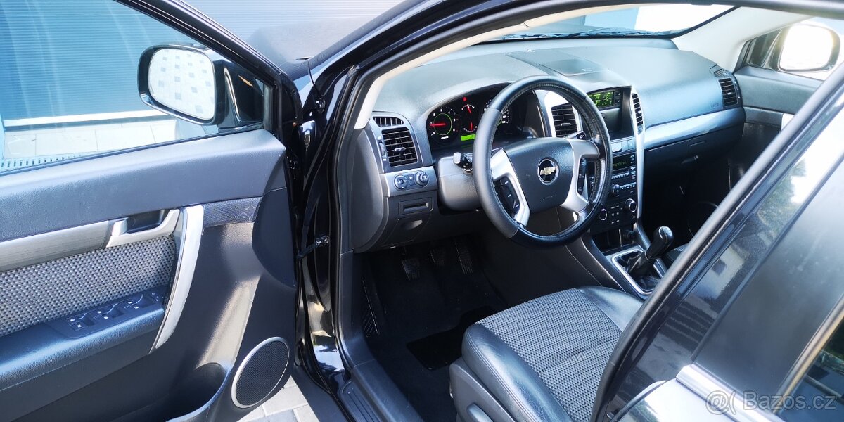 Chevrolet Captiva 2,0 VCDi - 16V - 110kw. . 4X4 - 7 MÍSTNÉ - 8