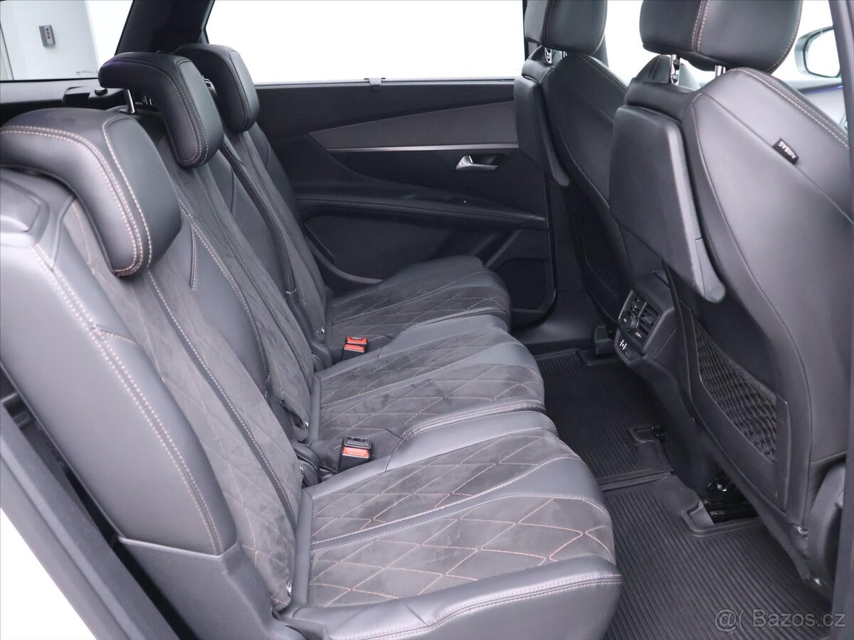 Peugeot 5008 2,0 HDI 133kW Aut. CZ GT-Line (2017) - 8