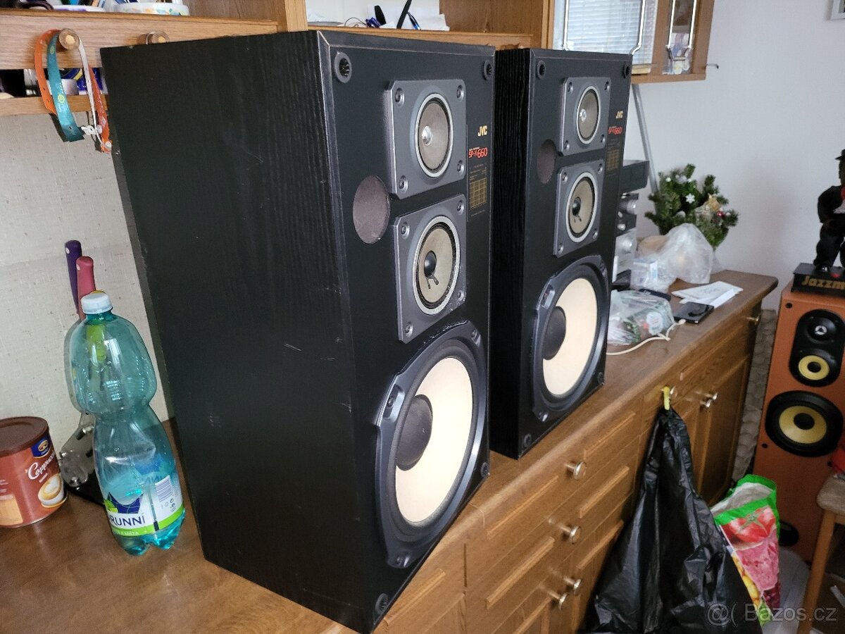 Prodám super reproboxy JVC- SP-X 660, sběratelský stav, výšk - 8