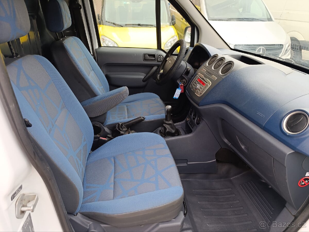 Ford Transit Connect - 8