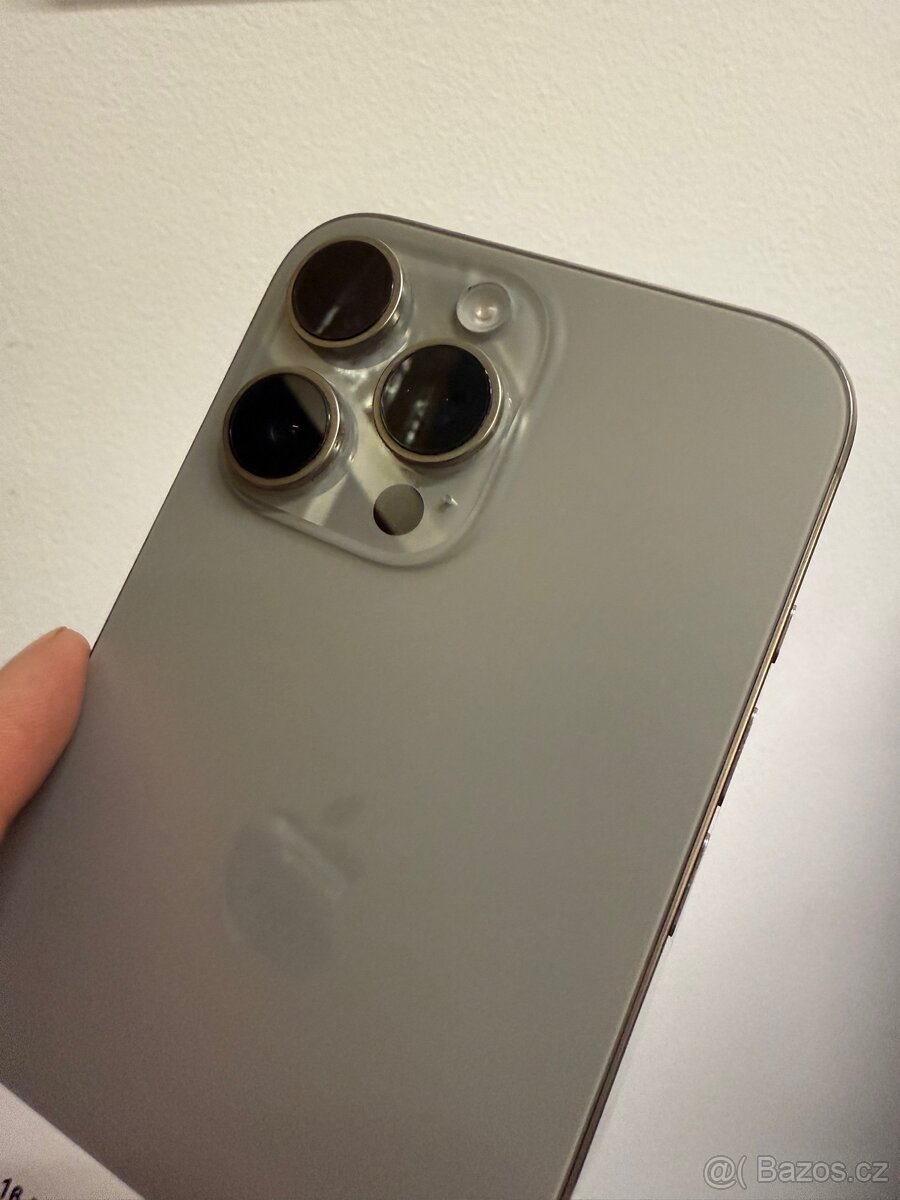 iPhone 16 Pro Max - 8