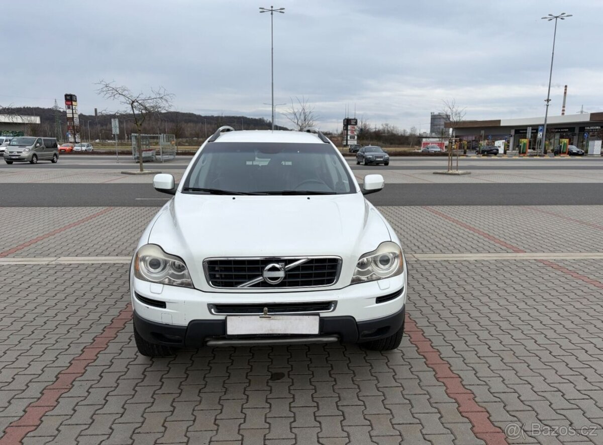 Volvo XC90 D5 AWD ČR 7 MÍST - 8