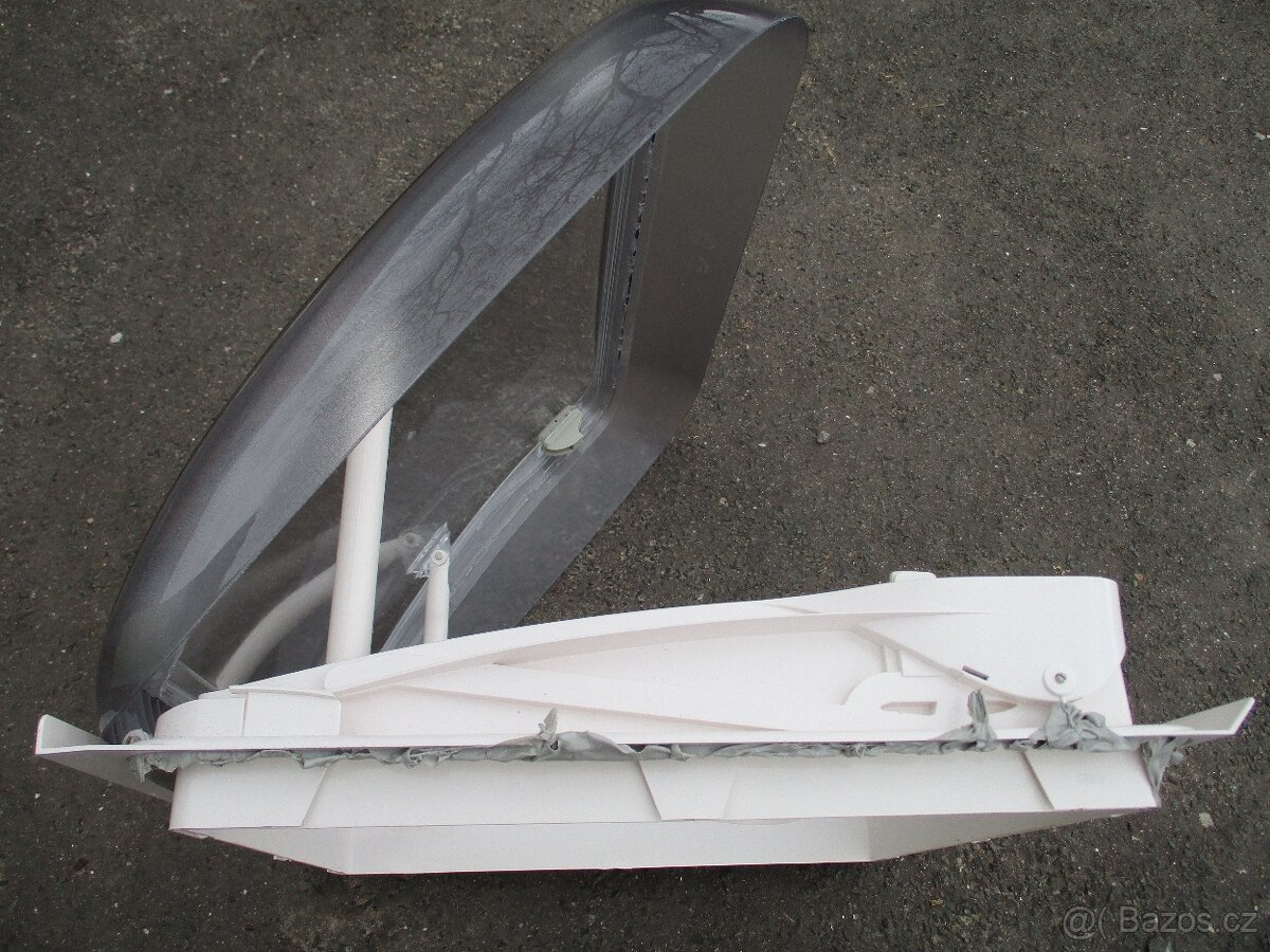 střešní okno 40 x 40 cm - 8