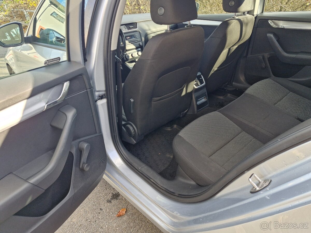 škoda Octavia Combi 2.0 TDI, LED, PDC - 8